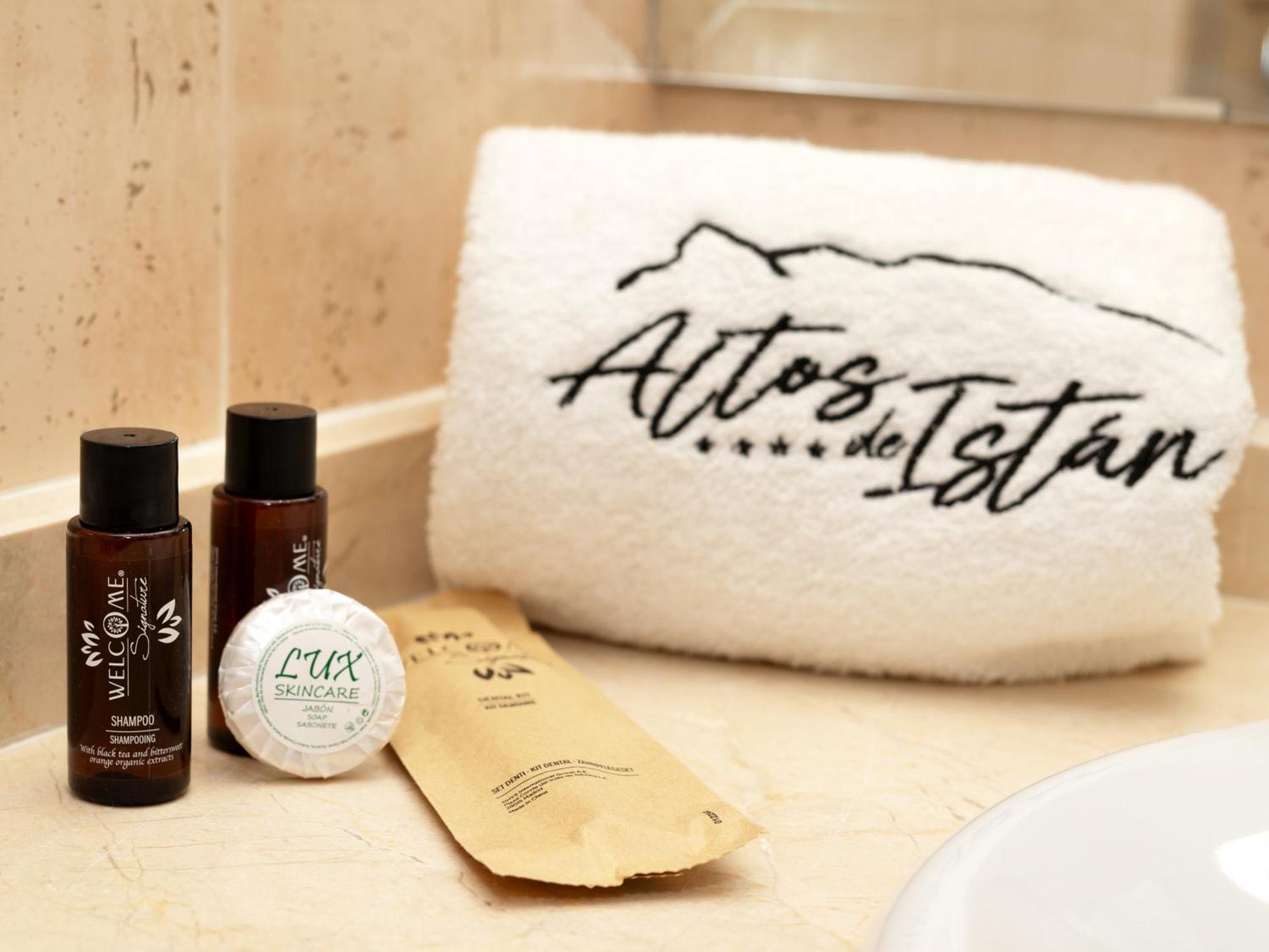 Hotel Altos De 伊斯坦 外观 照片